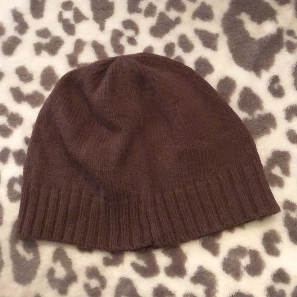 2006 Old Navy Newborn Essentials Brown Knit Hat Size 3-6 months